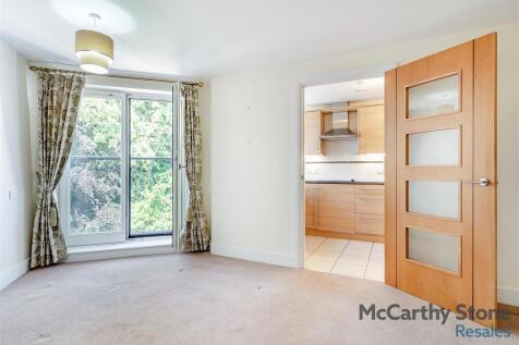 8650627-interior16.jpg