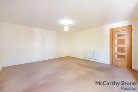 8650627-interior13.jpg