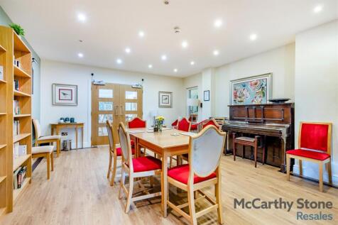 8650627-interior28.jpg