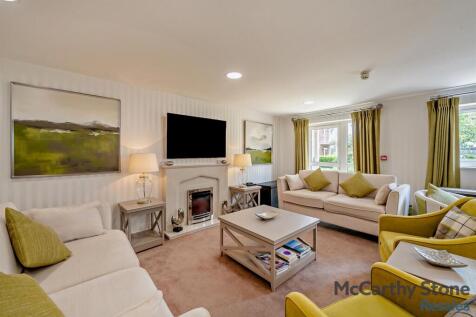 Homeowners Lounge
