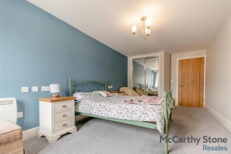 8653806-interior02.jpg