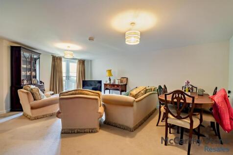 8647872-interior03-800.jpg