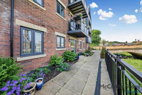 8653237-exterior05-800.jpg