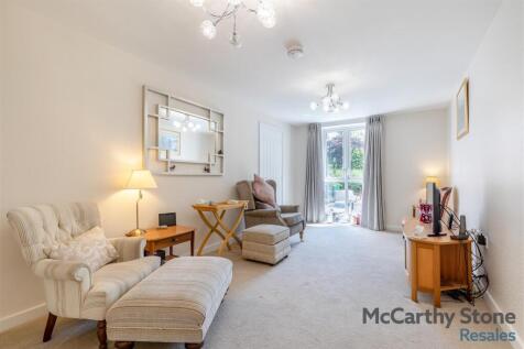 8653501-interior10.jpg