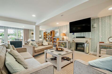 8584919-interior02-800.jpg