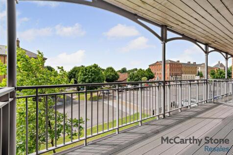 Balcony: