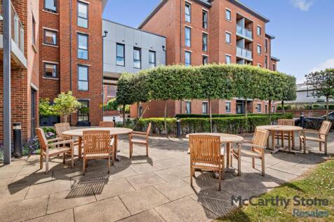 8651619-exterior05-800.jpg