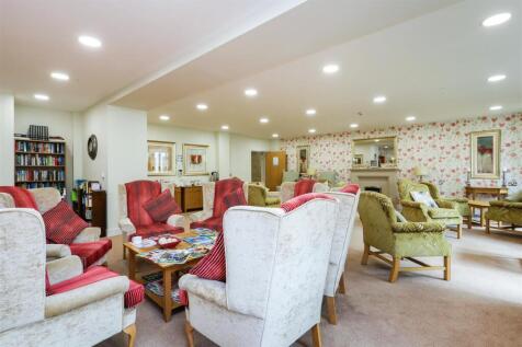 Homeowners Lounge