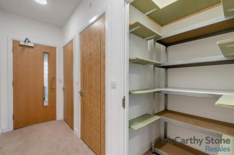 8639131-interior32.jpg