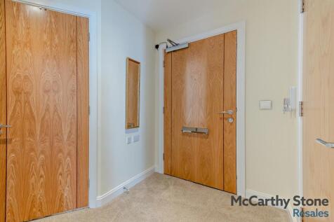 8654347-interior16-800.jpg