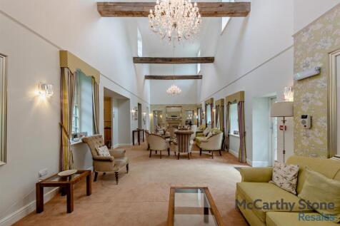Homeowners Lounge
