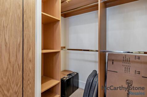 Walk in Wardrobe