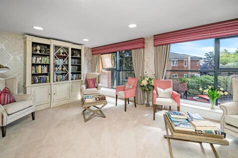 20-7aabJPH-83517-11 landmark Place-37-medium.jpg