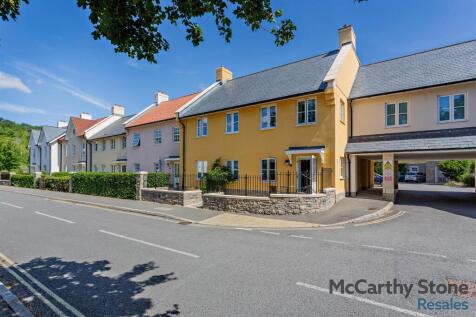 Barnhill Court