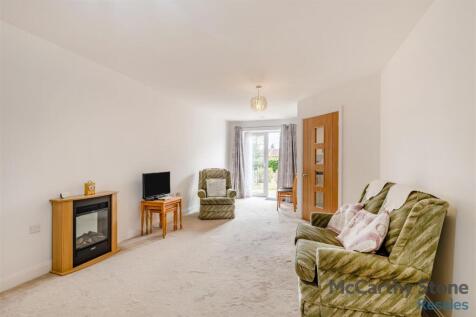 8654745-interior10.jpg