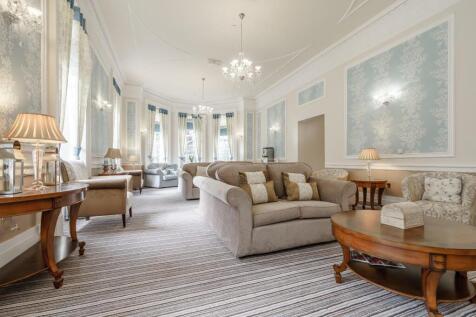 Kenton Lodge- Communal homeowners lounge.jpg