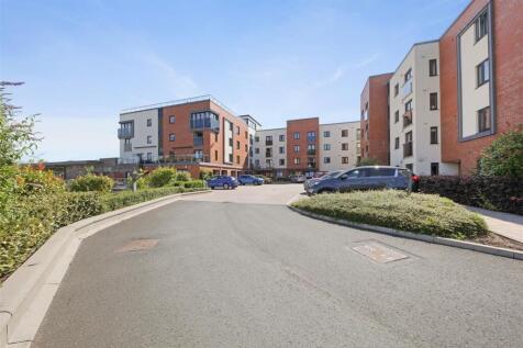 13-63b9SN - MCS - 38 Marbury Court, Chester Way, N