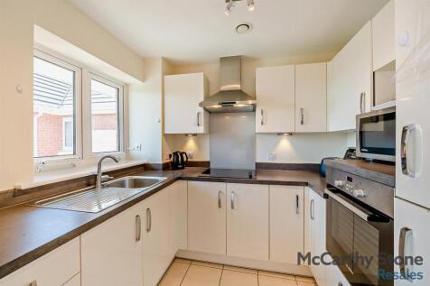 Kitchen: