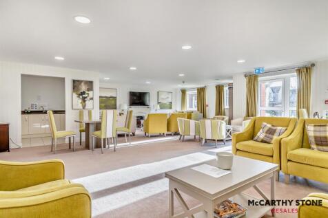 Homeowners Lounge