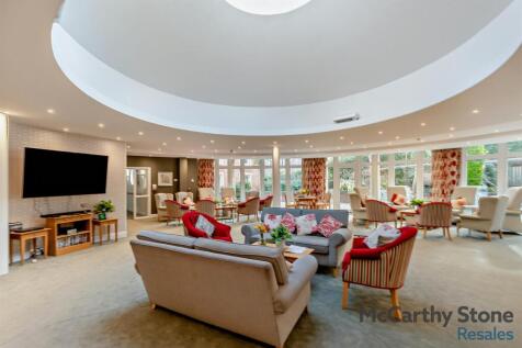 Homeowners Lounge