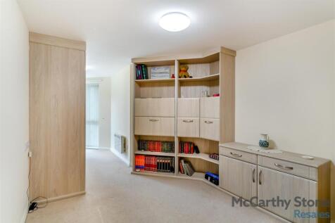8657088-interior08.jpg