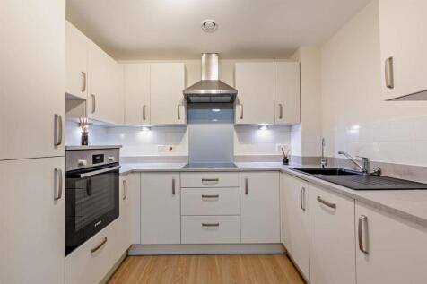 Kitchen: