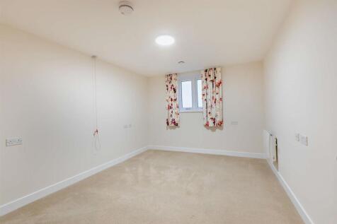 Master Bedroom: