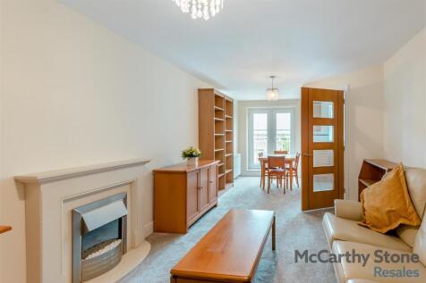 8656971-interior01.jpg