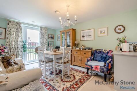 8652801-interior11.jpg