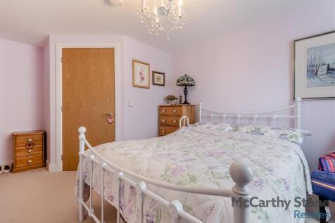 8652801-interior02.jpg