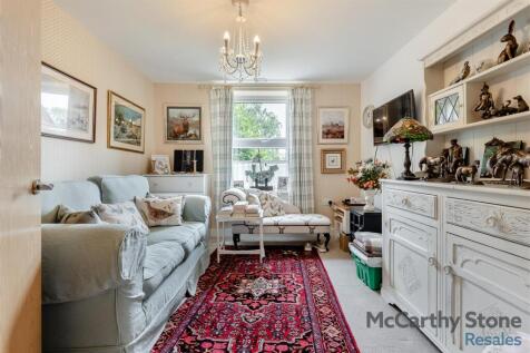 8652801-interior04.jpg