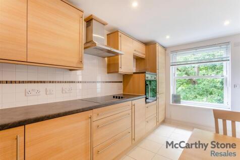 8657633-interior15.jpg