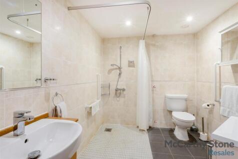 8657633-interior04.jpg
