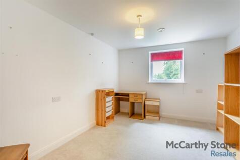 8657850-interior01.jpg