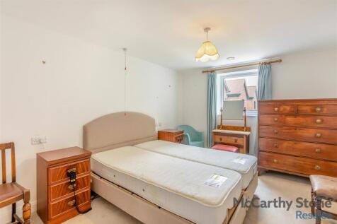 8657850-interior06.jpg