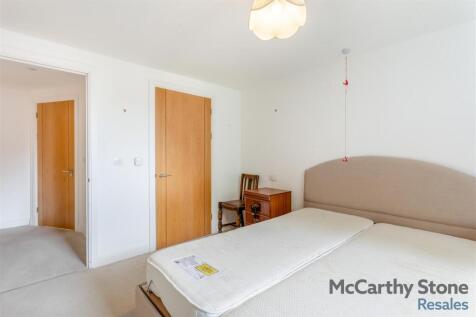 8657850-interior07.jpg