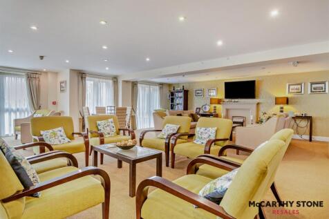 Homeowners Lounge