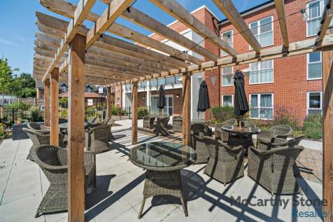 8657073-exterior08-800.jpg