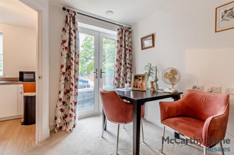 8654114-interior12-800.jpg