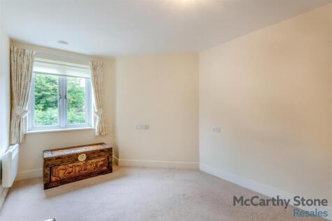 8658505-interior10.jpg