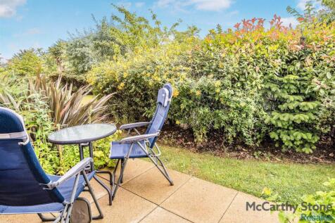 2ryebeckcourt-patioarea.jpg