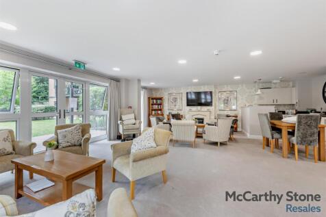 Homeowners Lounge
