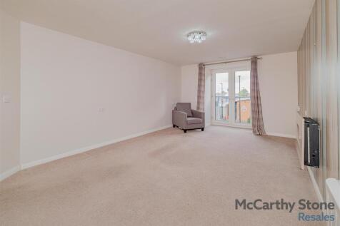 8657492-interior01.jpg