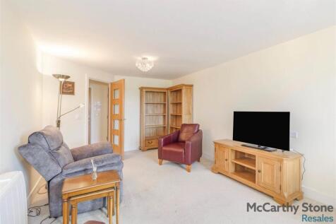 09_living_room.jpg