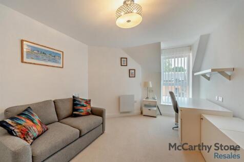 8659700-interior07-800.jpg