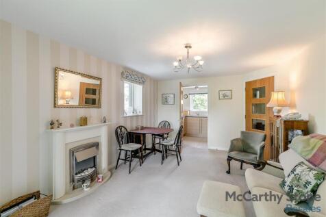 8659844-interior10.jpg