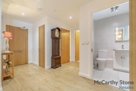 8659834-interior12.jpg