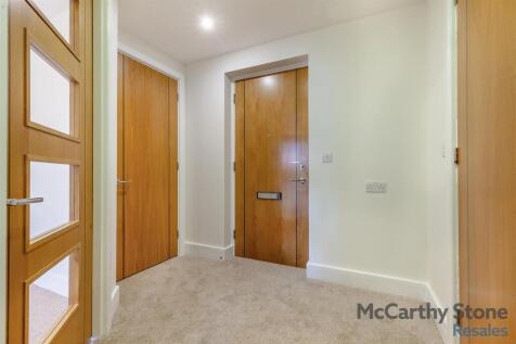 8637548-interior16.jpg