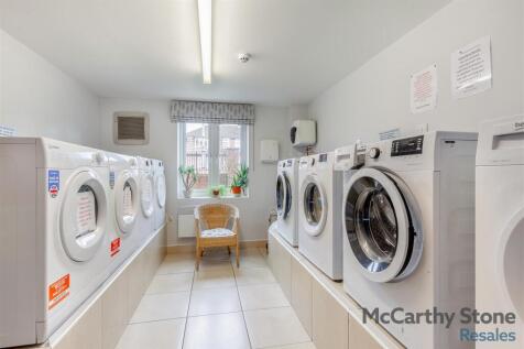 8637548-interior01.jpg