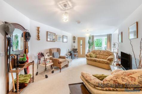 8659648-interior10.jpg